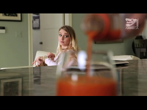 ❤️ Гарачая дзяўчына з вялікімі сіськамі і тугі шапіках атрымлівае член ад няўдачніка, але вельмі цяжка Сэкс-відэа у нас